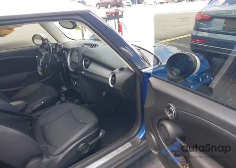 2013 Mini Cooper Cooper from USA, damaged, VIN WMWSU3C53DT679883